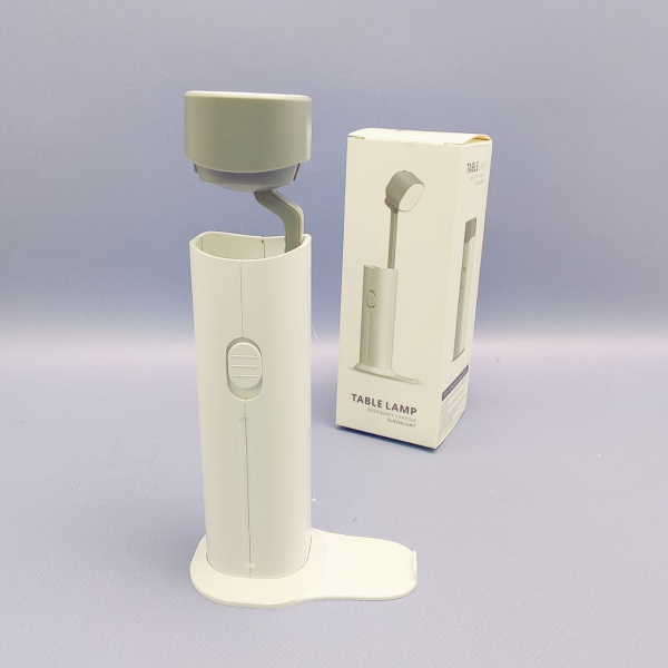 Универсальная портативная лампа Roссi  модель D16 (лампа, фонарик, powerbank 2600 mAh, 3 режима свечения) с подставкой для смартфона